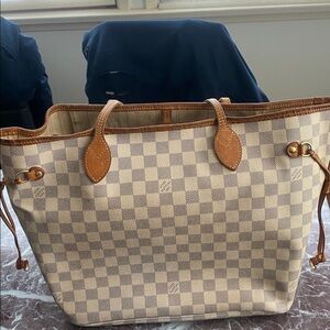 LV azur MM neverfull
I will provide the insert